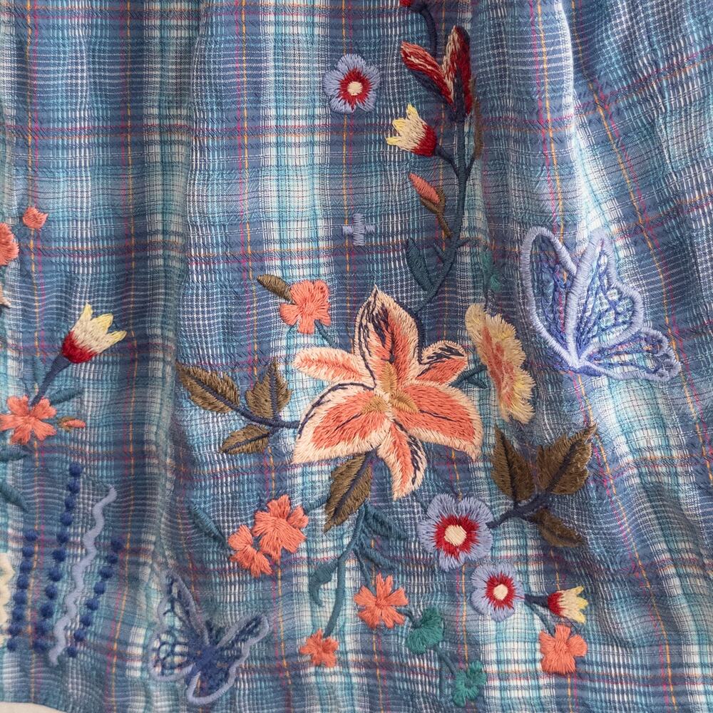 Johnny Was Workshop Aimee Embroidered Floral and Plaid Pattern Top Size Small - Picture 4 of 9